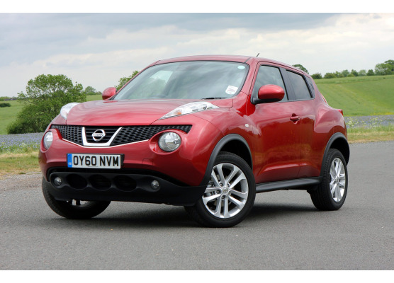 Baguette chromée de contour de calandre pour Nissan Juke