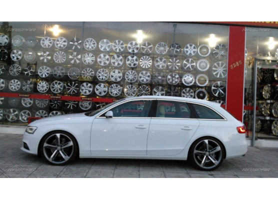 Baguette chromée de contour des vitres latérales pour Audi A4 série 3 avant 0811