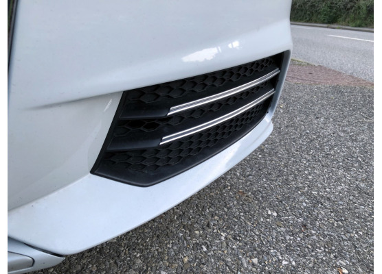 Double baguette chromée pour antibrouillards pour Audi A1 1018 Sportback Audi A1 1019 Audi A1 182