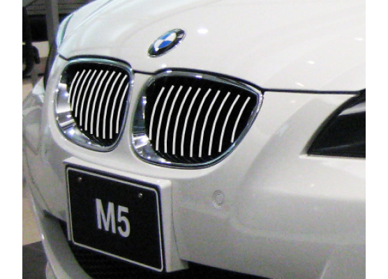 Moldura de calandria cromada BMW M5  BMW Série 5