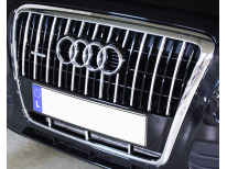 Radiator grill chrome moulding trim Audi Q5