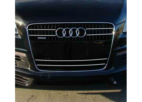 Radiator grill chrome trim compatible with Audi Q7